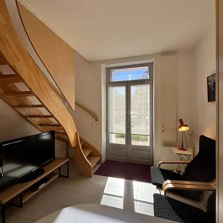 Duplex Confortable Avec Vue Sur Le Parc Bureau Et Borne De Recharge Pour Véhicule électrique * Vivonne